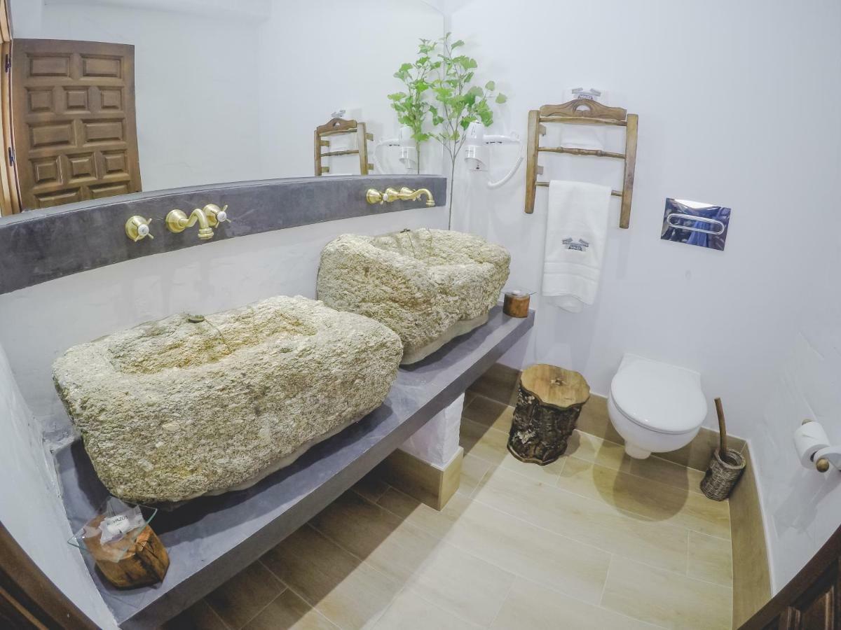 Navazos Loft Guest House เบเนากาซ ภายนอก รูปภาพ